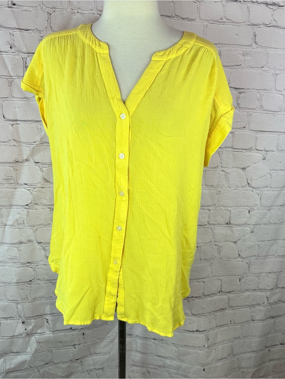 LOFT Sunny Yellow Button-Down Top Women L inventive layering lightweight casual